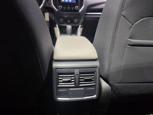Used 2019 Subaru Forester Premium w/ Popular Package #1 AWD/4WD image 11