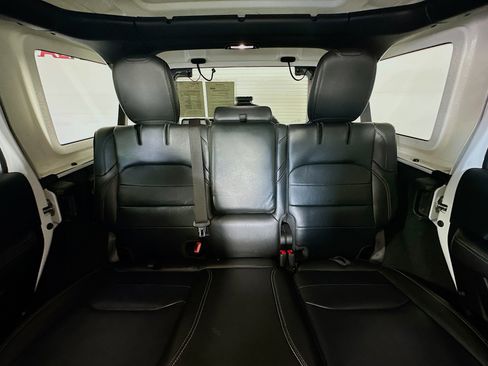 Used 2022 Jeep Wrangler Unlimited Sahara image 30