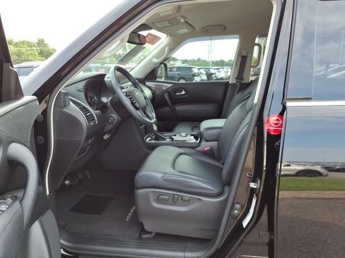 Certified 2024 Nissan Armada SV w/ Cargo Package AWD/4WD image 4