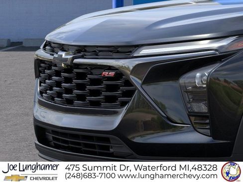 New 2026 Chevrolet Trax RS w/ Sunroof Package FWD image 13