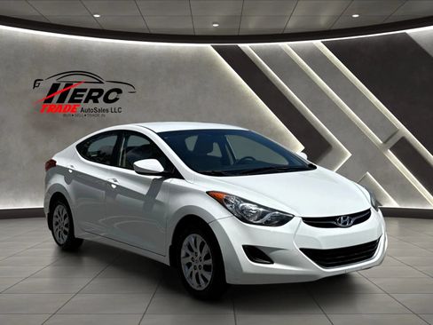 Used 2013 Hyundai Elantra GLS FWD image 51