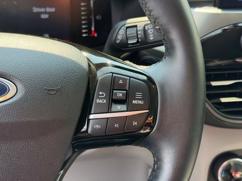 Used 2024 Ford Escape Active AWD/4WD image 17
