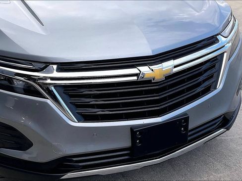 Used 2024 Chevrolet Equinox LT FWD image 30