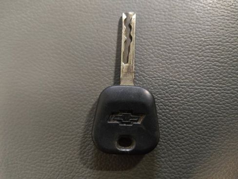 Used 2016 Chevrolet Colorado W/T RWD image 32