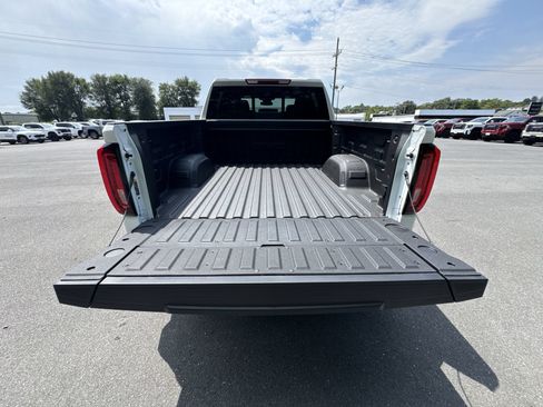 New 2026 GMC Sierra 1500 SLT w/ SLT Premium Plus Package AWD/4WD image 20