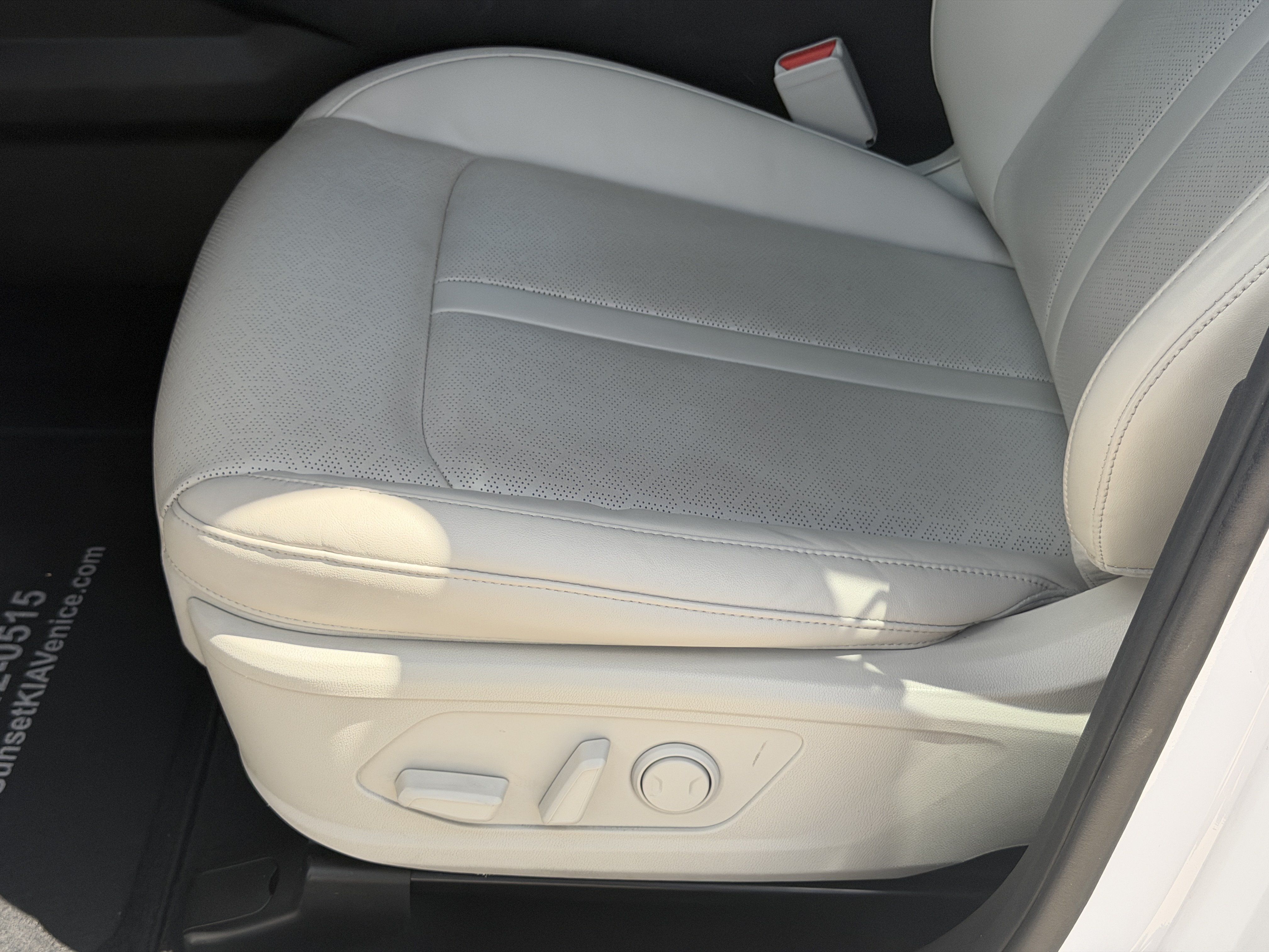 Certified 2021 Kia Sorento SX FWD image 24