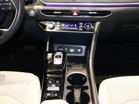 Used 2023 Hyundai Sonata Limited w/ Preferred Accessory Package image 27