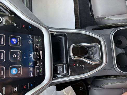 Certified 2024 Subaru Outback Onyx Edition AWD/4WD image 19