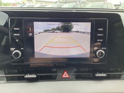 Certified 2025 Kia Sportage LX AWD/4WD image 23