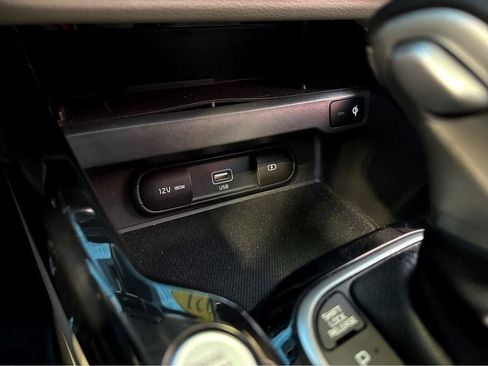 Used 2021 Kia Soul EX FWD image 35