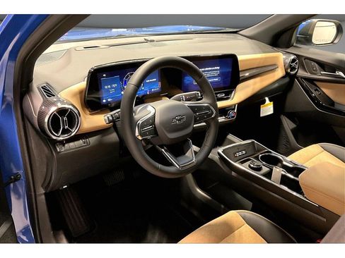New 2026 Chevrolet Equinox ACTIV FWD image 7