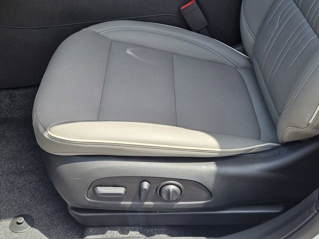 New 2026 Buick Envista Avenir FWD image 17