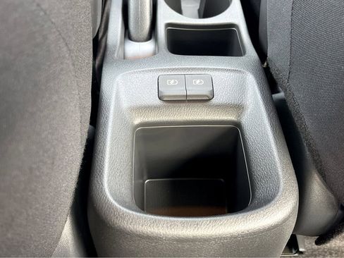 New 2025 Nissan Versa S w/ Trunk Package FWD image 11