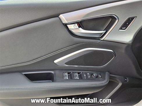 Used 2024 Acura RDX SH-AWD image 19