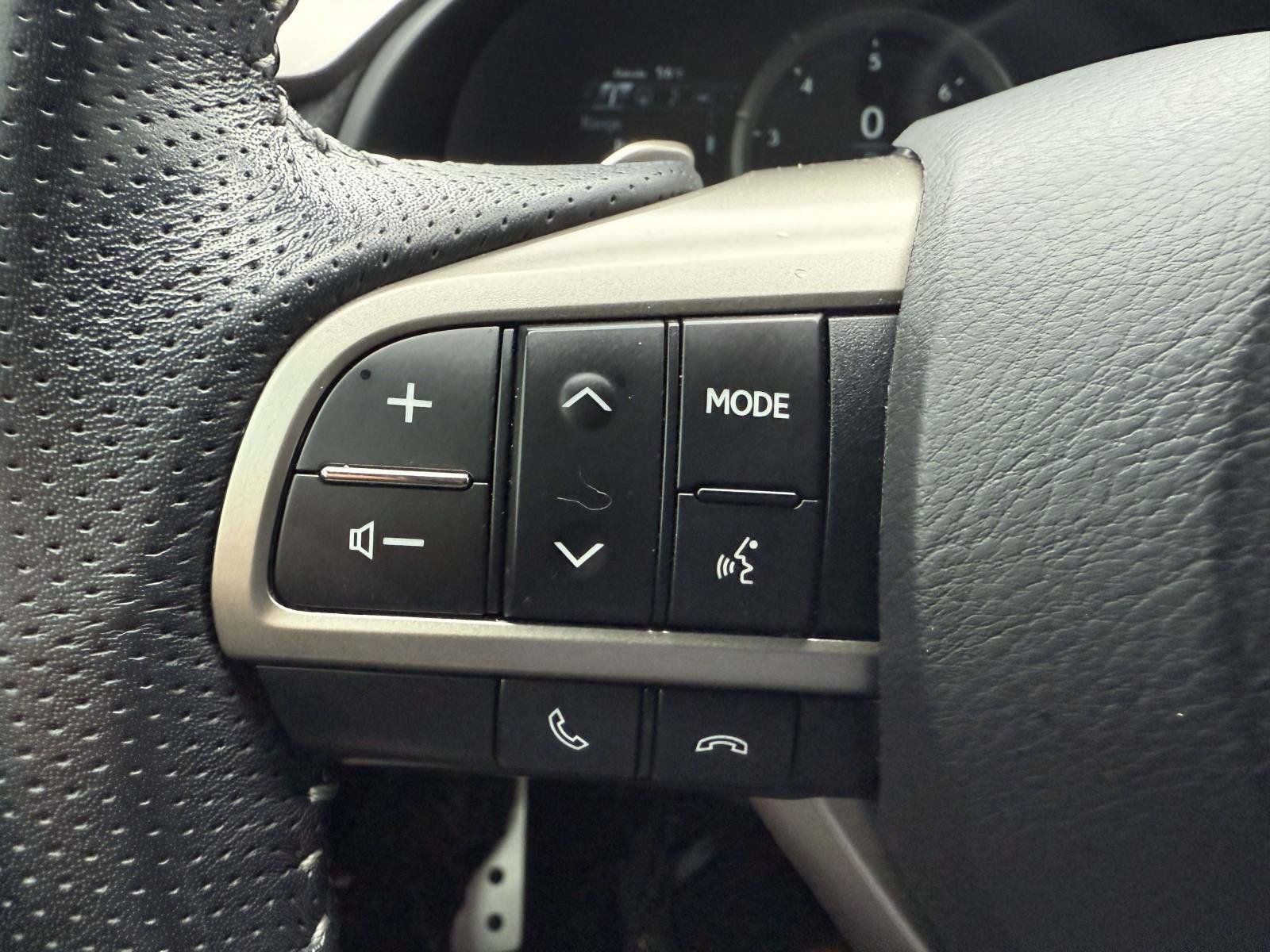 Used 2020 Lexus RX 350 F Sport w/ Accessory Package AWD/4WD image 21