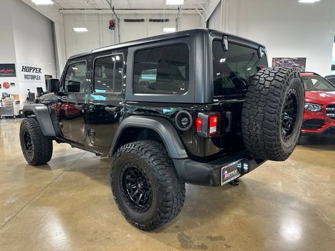 Used 2022 Jeep Wrangler Unlimited Sport AWD/4WD image 5