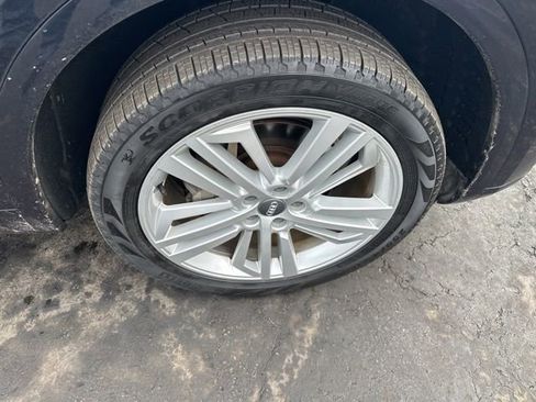 Used 2018 Audi Q5 2.0T Premium Plus image 23