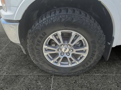 Used 2020 Ford F150 Lariat AWD/4WD image 16