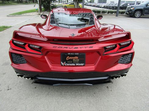 Used 2022 Chevrolet Corvette Stingray Preferred Cpe w/ Z51 Performance Package RWD image 6