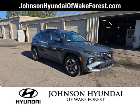 Certified 2025 Hyundai Tucson SEL image 11