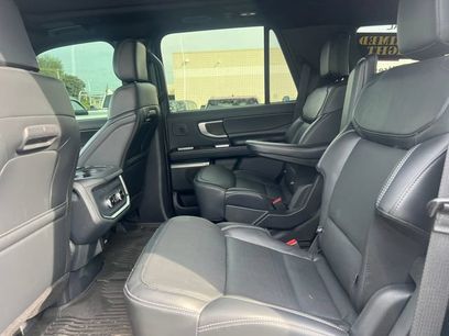 Certified 2025 Ford Expedition Platinum w/ Stealth Performance Package