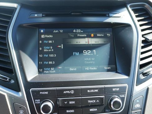 Used 2017 Hyundai Santa Fe Limited AWD/4WD image 16