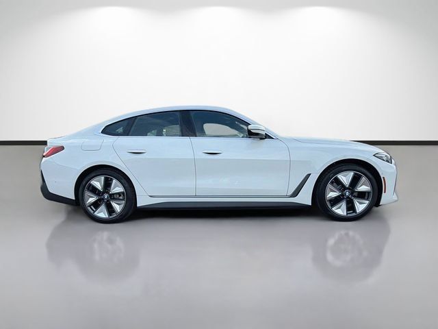 Used 2026 BMW i4 eDrive40 w/ Parking Assistance Package RWD image 2