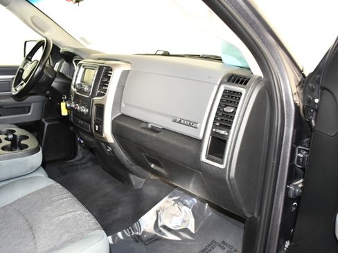 Used 2016 RAM 1500 Big Horn AWD/4WD image 42