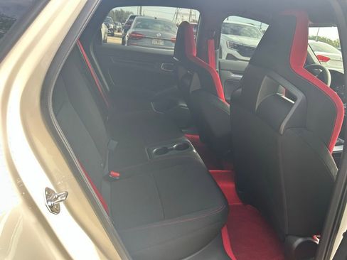 Used 2025 Honda Civic Type R image 40