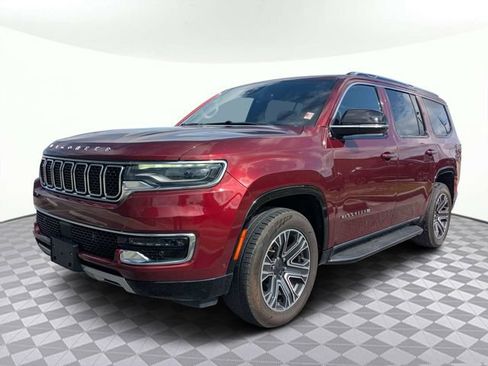 Used 2024 Jeep Wagoneer Series II w/ Flexible Seating Group RWD image 7