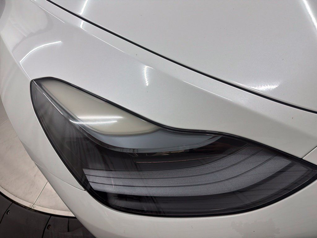 Used 2022 Tesla Model Y Long Range AWD/4WD image 10