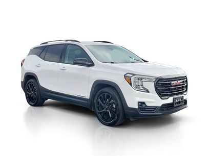 Used 2024 GMC Terrain SLT w/ Tech Package