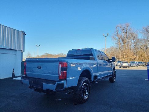 Used 2025 Ford F250 Lariat w/ Lariat Ultimate Package image 5