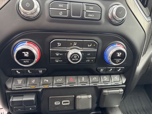 Used 2022 GMC Sierra 2500 Denali w/ Technology Package image 32