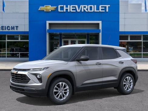 New 2026 Chevrolet TrailBlazer LS FWD image 2