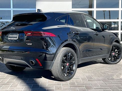 Used 2020 Jaguar E-PACE SE image 13