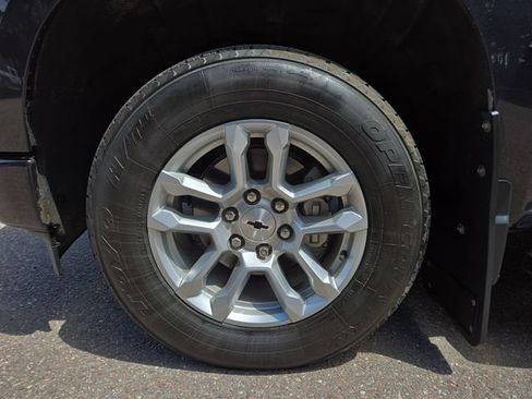 Used 2022 Chevrolet Silverado 1500 RST AWD/4WD image 7