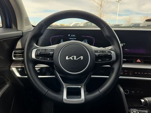 Used 2024 Kia Sportage EX image 21