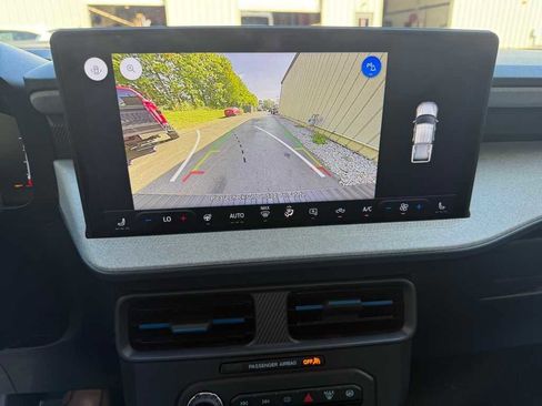 New 2025 Ford Maverick XLT w/ XLT Luxury Package image 17