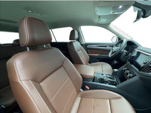 Used 2023 Volkswagen Atlas SE FWD image 32