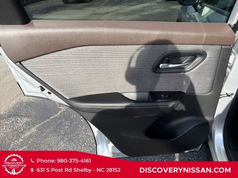 Certified 2023 Nissan Rogue SV FWD image 27