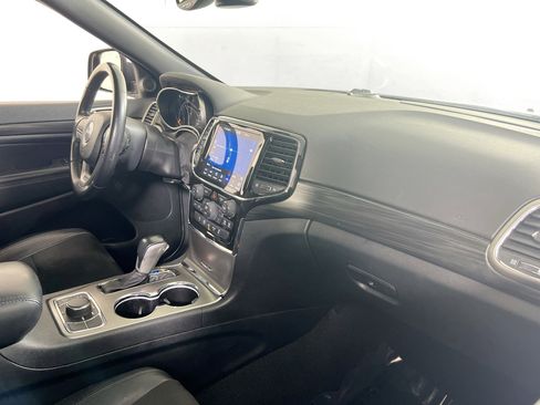 Used 2022 Jeep Grand Cherokee Laredo X image 29