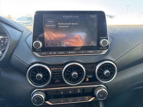 Used 2023 Nissan Sentra SV image 8