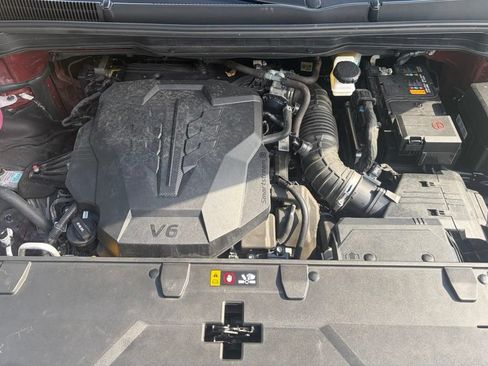 Used 2023 Kia Carnival LX FWD image 20