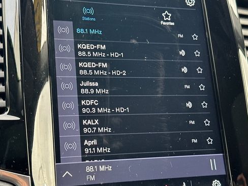 Certified 2023 Volvo XC90 T8 Ultimate image 22