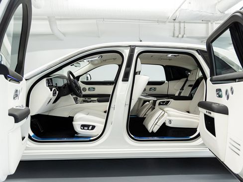 New 2027 Rolls-Royce Ghost Extended Wheelbase AWD/4WD image 32