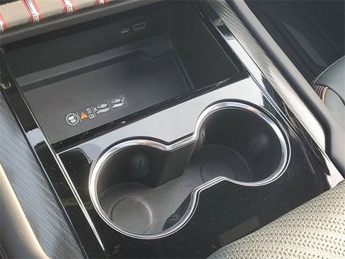 Certified 2025 GMC Yukon AT4 w/ AT4 Premium Package image 30