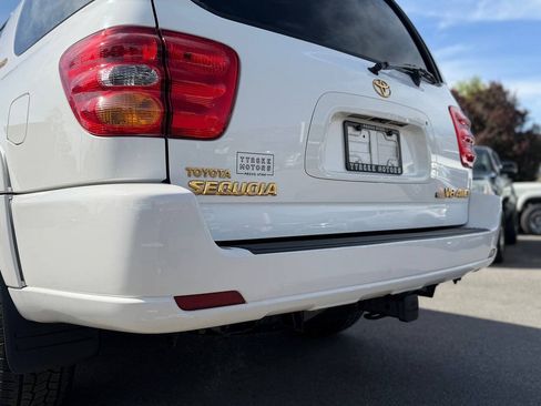 Used 2002 Toyota Sequoia Limited AWD/4WD image 24