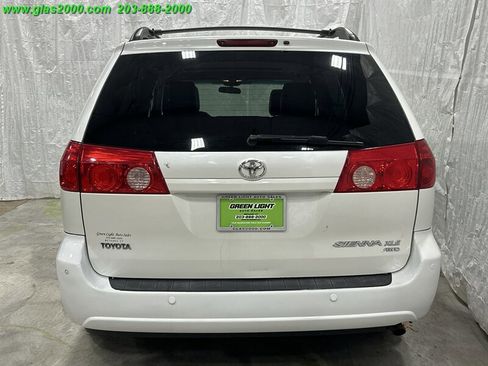 Used 2009 Toyota Sienna XLE image 20
