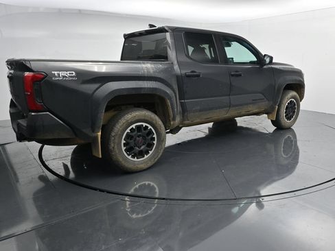 Used 2024 Toyota Tacoma TRD Off-Road AWD/4WD image 8